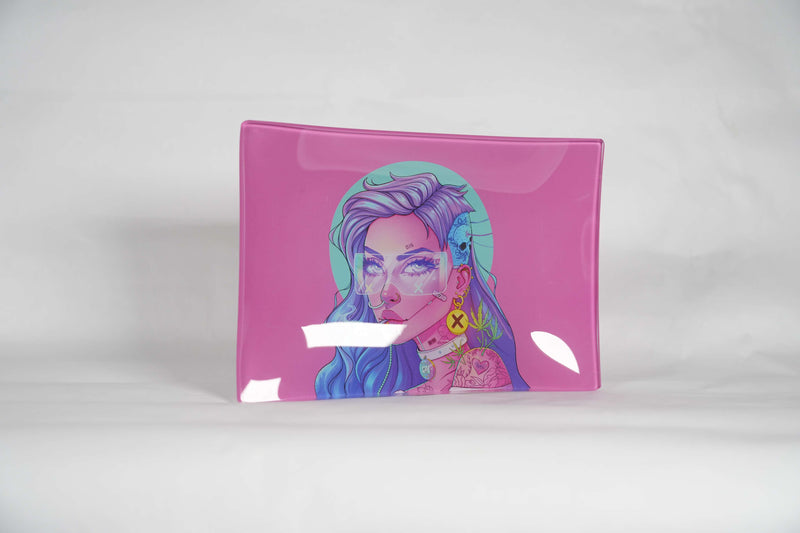 Pretty Lady | Shatter Resistant Glass Rolling Tray